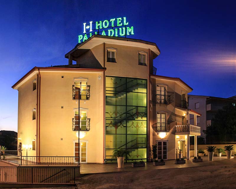 Booking - Hotel Palladium